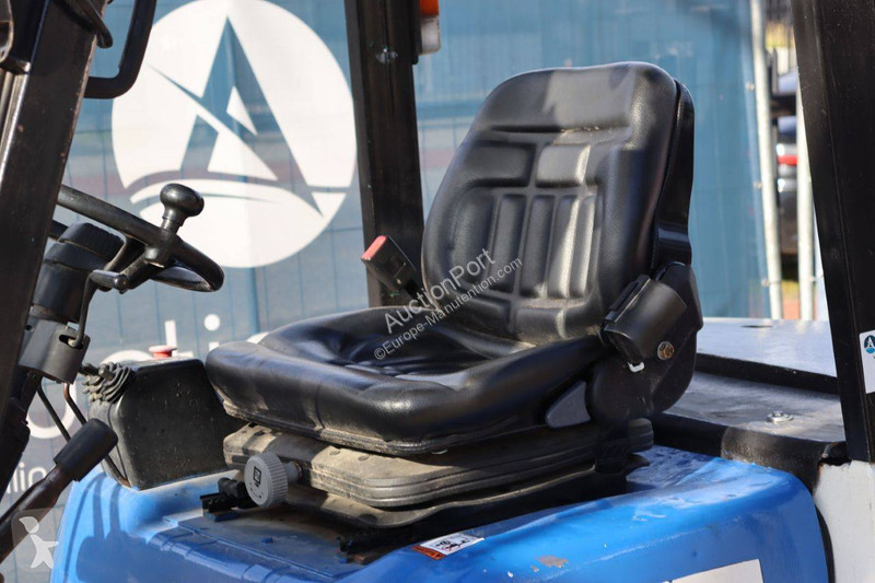 Empilhador elevador Mitsubishi FD30