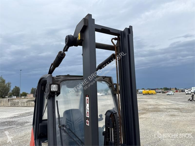 可升降式叉车 Linde H 25D 2500 kg Forklift