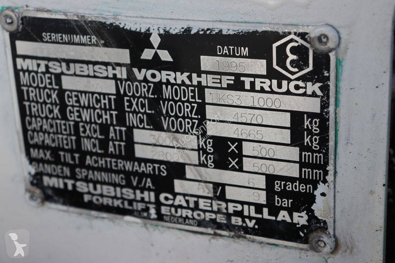 Empilhador elevador Mitsubishi FD30