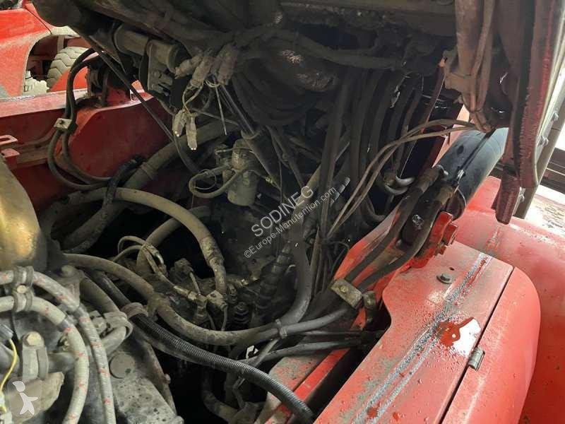 رافعة شوكية Manitou (6T / 4m)
