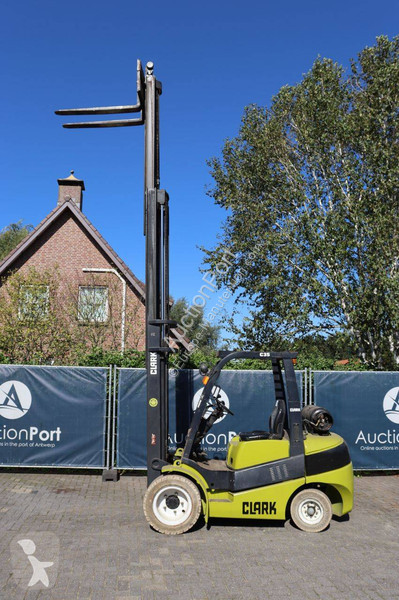 Clark L Forklift