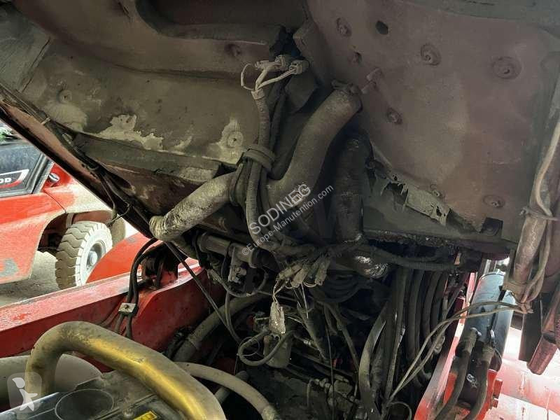رافعة شوكية Manitou (6T / 4m)