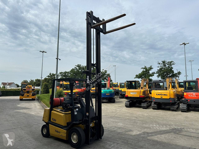Кар Yale GLP20RF