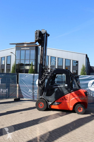 Chariot élévateur Linde D-02