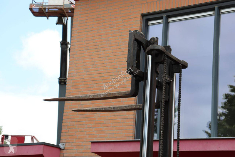 Teleskopický manipulátor Still R60-30