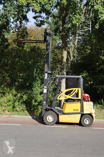 Chariot élévateur Yale GLP25TF V2420