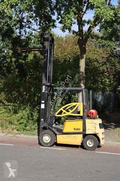 Chariot élévateur Yale GLP25TF V2420