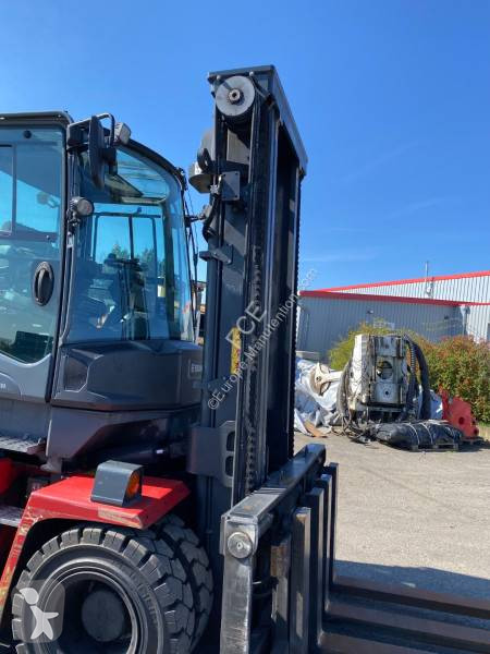 رافعة شوكية Kalmar ECG 80-9S -1er Main endommagé