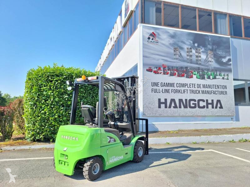 Teleskopický manipulátor Hangcha  XC30i