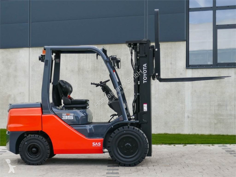 Heftruck Toyota 52-8FDJF35