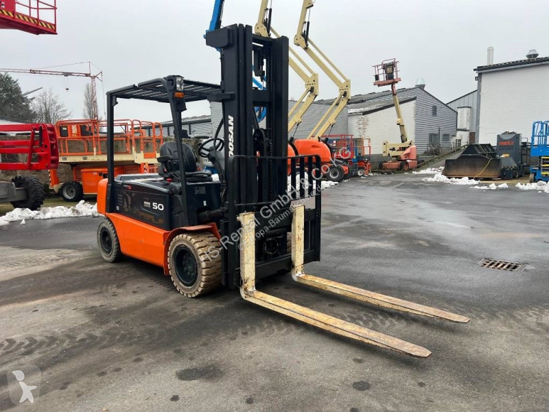 Stivuitor Doosan B50X5 5T 6m Triplex...