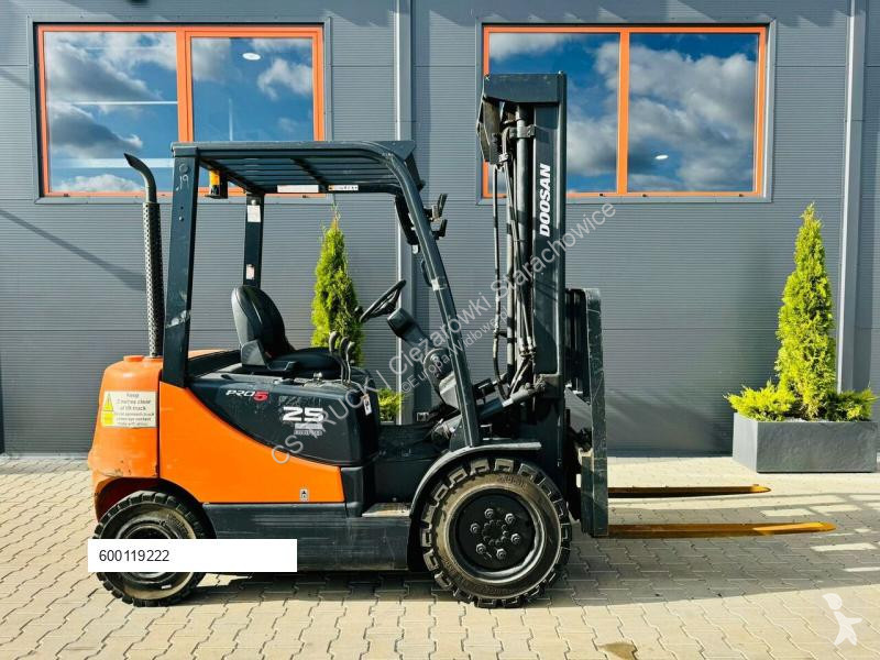 Teleskopický manipulátor Doosan DOOSAN 2,5 Tony...