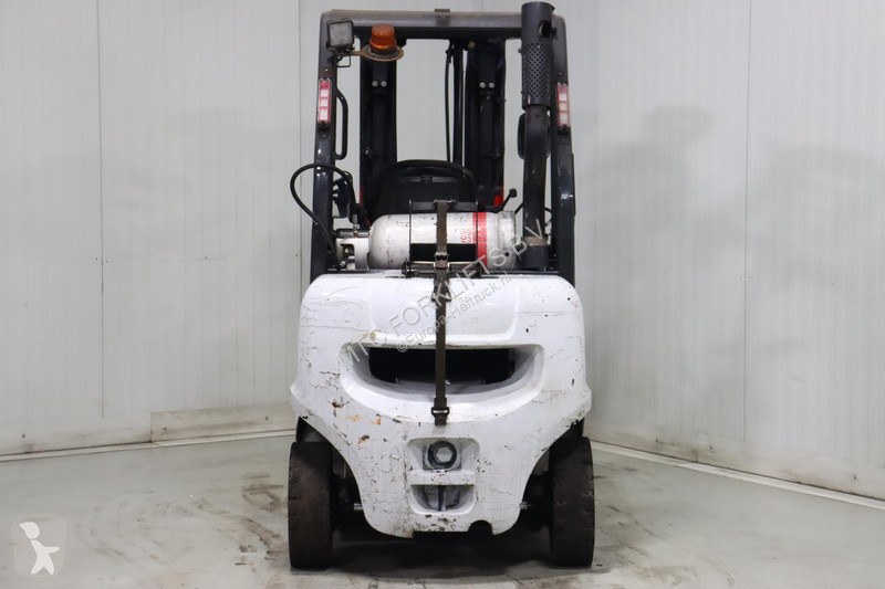 Carrello elevatore Nissan U1D2A20Q