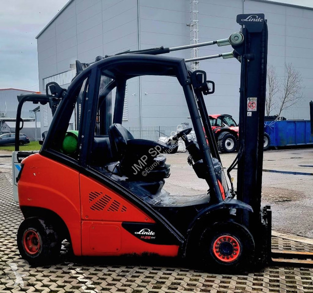 Carrello elevatore Linde H 25 T - 02