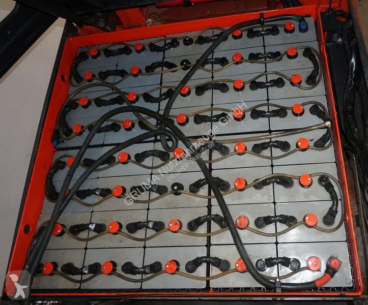 Teleskopický manipulátor Linde  E 50/600 HL 388