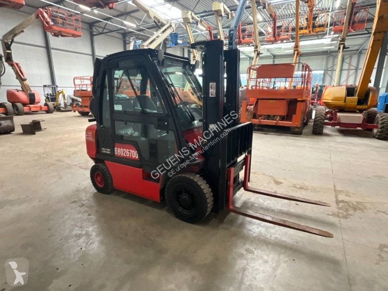 Stivuitor Nissan U1 D2 A 25 LQ