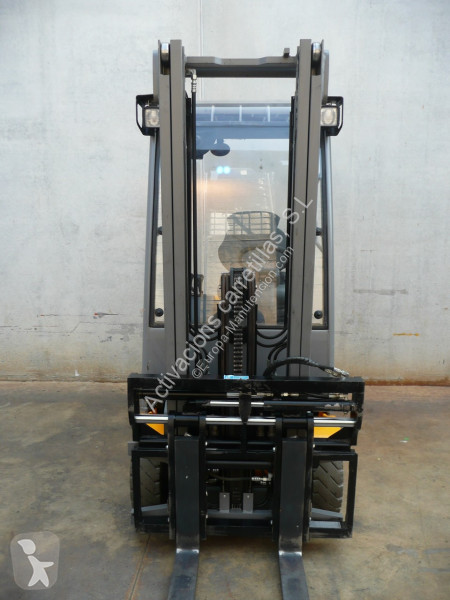 Carrello elevatore Jungheinrich 330 ZZ