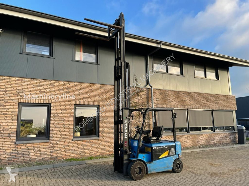 Løftetruck Hyundai 25BHA-7 2.5 ton Triplex...