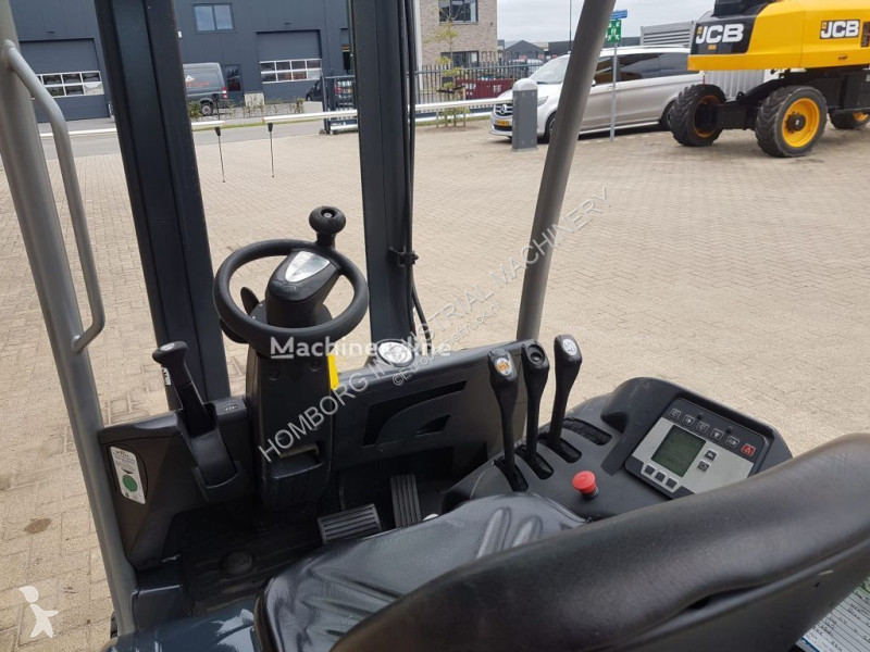 Heftruck Still - 16 1.6 ton Duplex Sideshift...