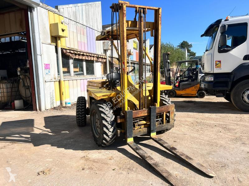 Lyfttruck   IH 2525 CHARIOT ELEVATEUR  2,5T 3,6m