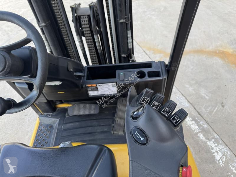 Chariot élévateur Yale  ERP18VF