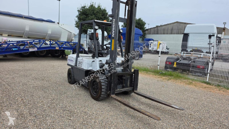 Heftruck Nissan A30 YGJ02
