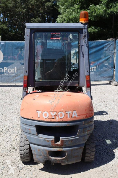 Teleskopický manipulátor Toyota 62-6FDF25
