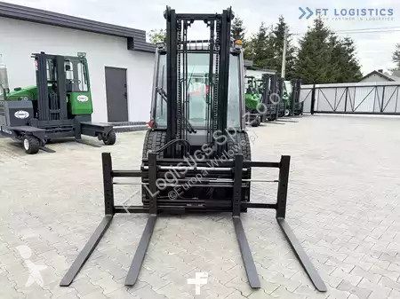 Автопогрузчик Manitou