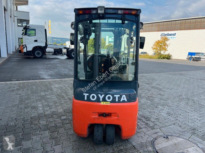 رافعة شوكية Toyota 8FBET15 / Triplex: 4.30m /...