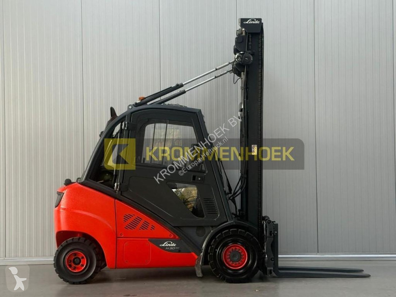 رافعة شوكية Linde