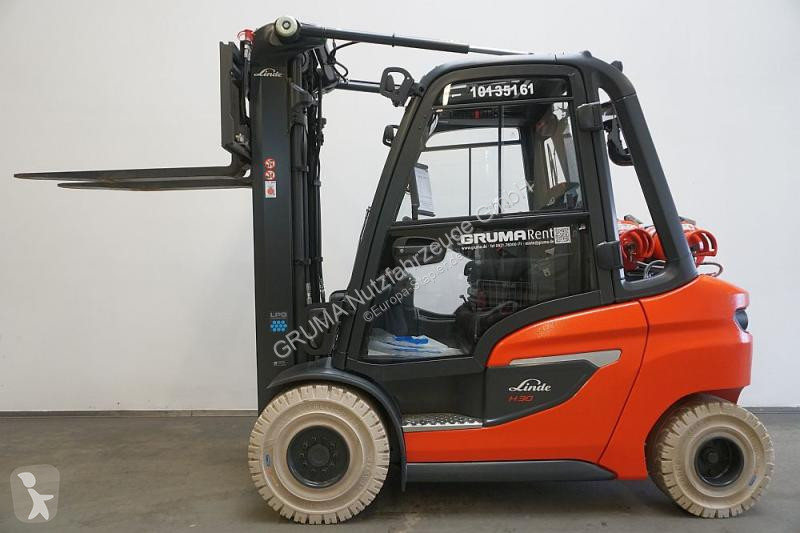 رافعة شوكية Linde 1202