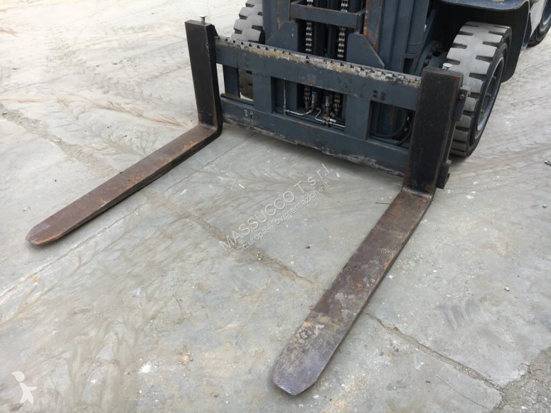 رافعة شوكية Detas SHR 40
