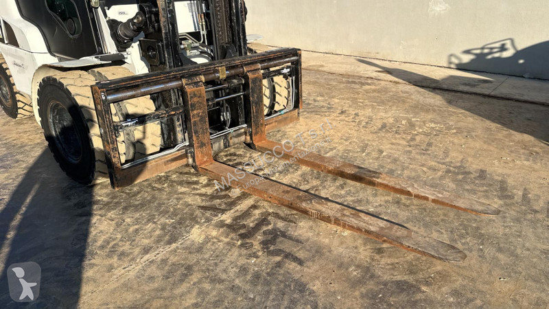 رافعة شوكية Caterpillar DP50 CN