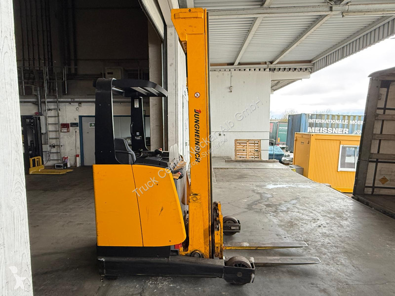 Retrak Jungheinrich   ETV 14 G - 710 DZ Triplex...
