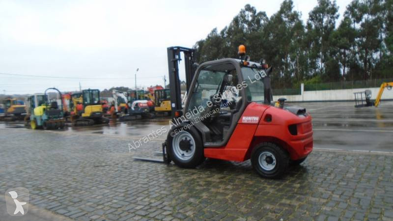 رافعة شوكية Manitou MSI 25