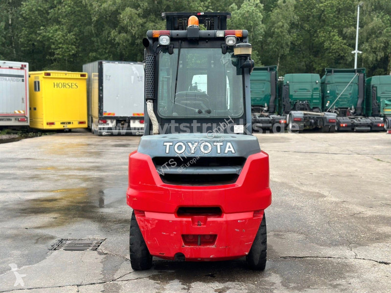 رافعة شوكية Toyota 408 45N Diesel Stapler 5t