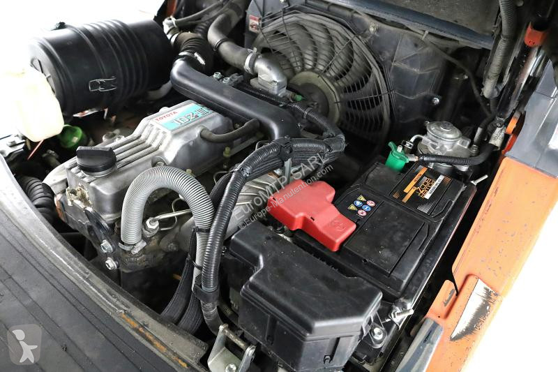 رافعة شوكية Toyota