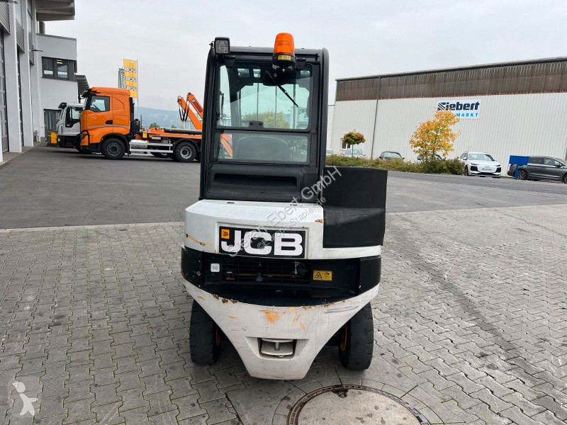 رافعة شوكية JCB TLT 30D Teletruck 2WD / nur...