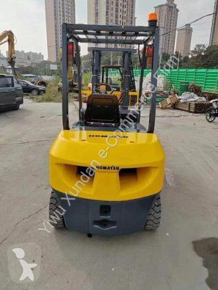 Teleskopický manipulátor Komatsu 30