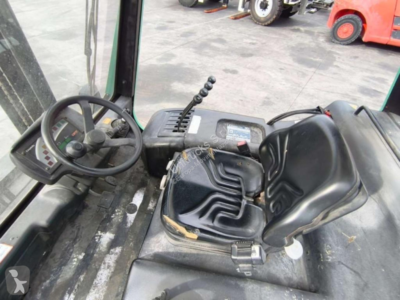 رافعة شوكية Carer F50
