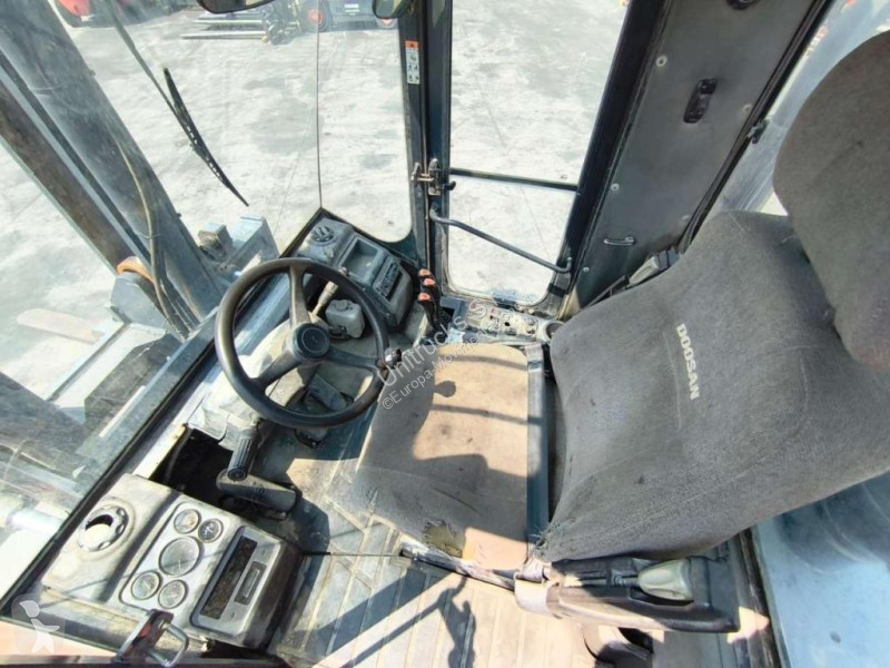 رافعة شوكية Doosan D160S-5