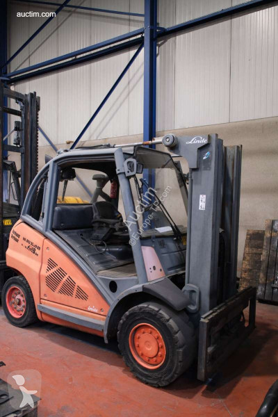رافعة شوكية Linde h40t