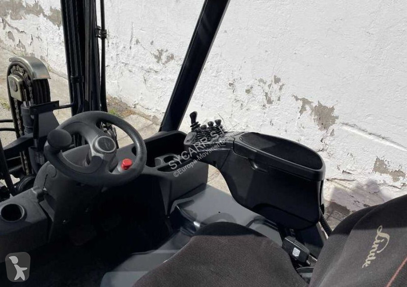 Vysokozdvižný vozík Linde E16