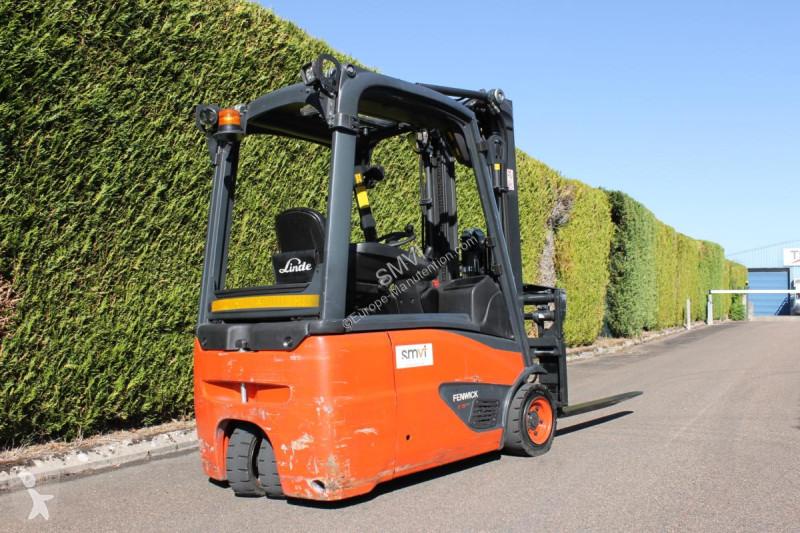 رافعة شوكية Fenwick  E16 EVO