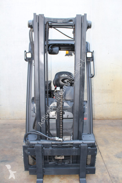 رافعة شوكية Linde