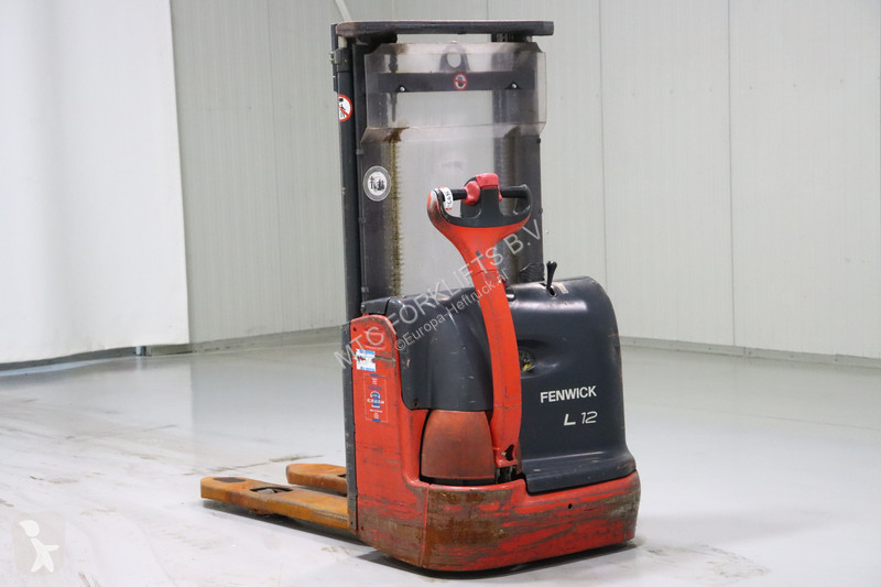 رافعة شوكية Linde L12