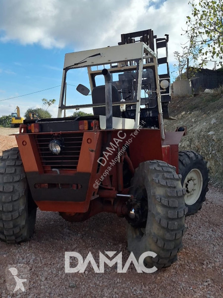 رافعة شوكية Manitou