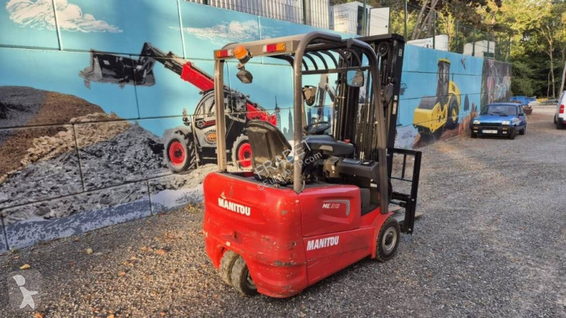 رافعة شوكية Manitou ME 318