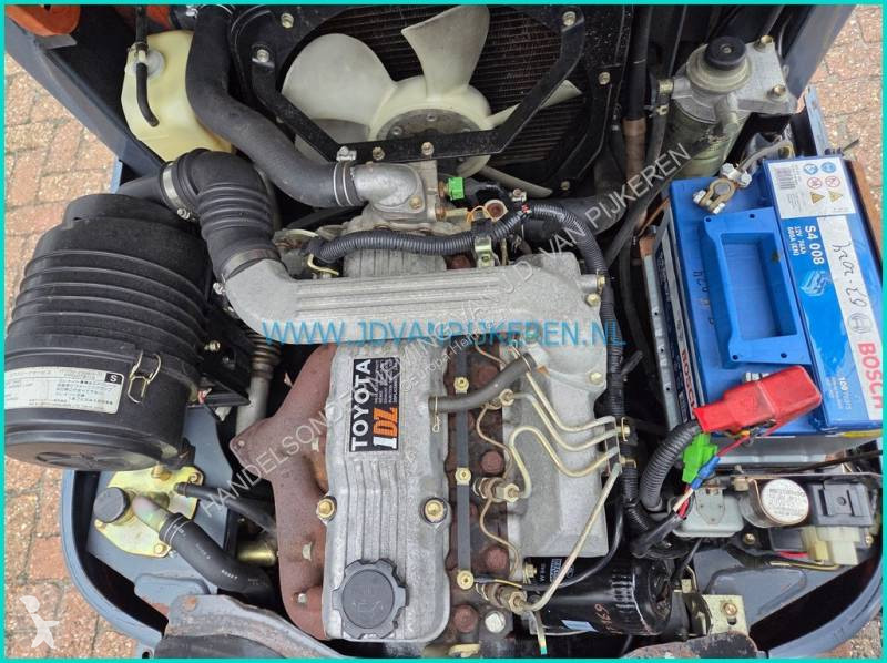 رافعة شوكية Toyota 02-6FD15 diesel...