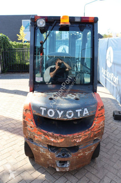 Vysokozdvižný vozík Toyota